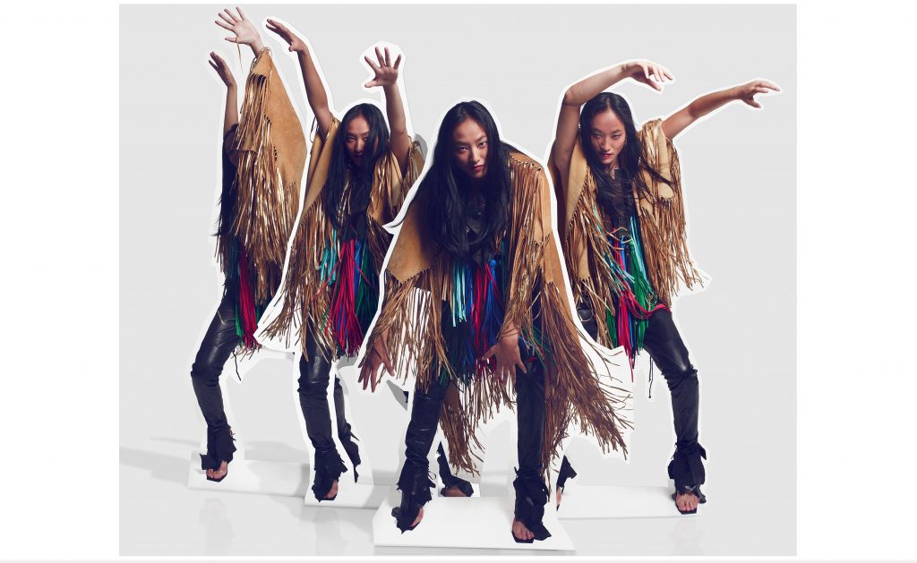 collage en studio d’une femme pour une campagne de mode – photographie par Olivier Jeanne-Rose